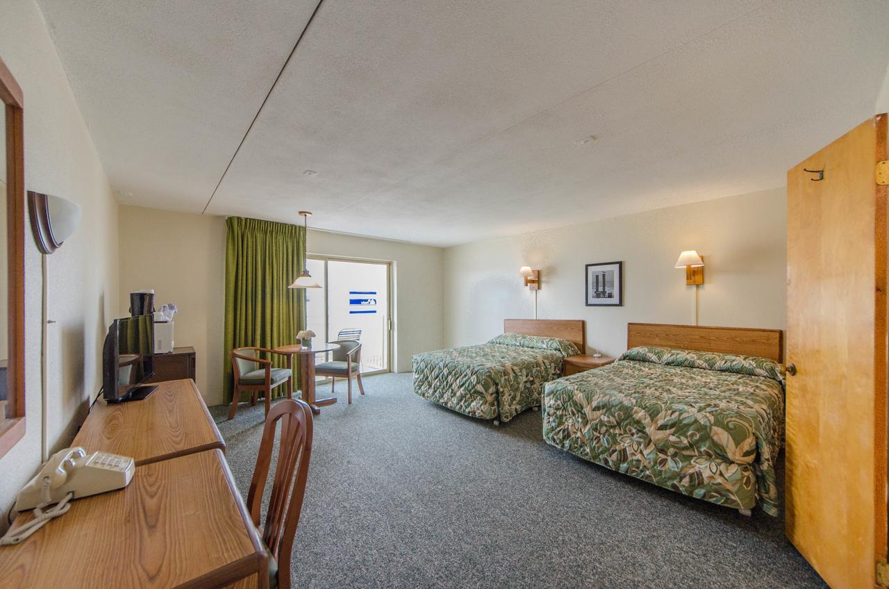Motel Attache 2*