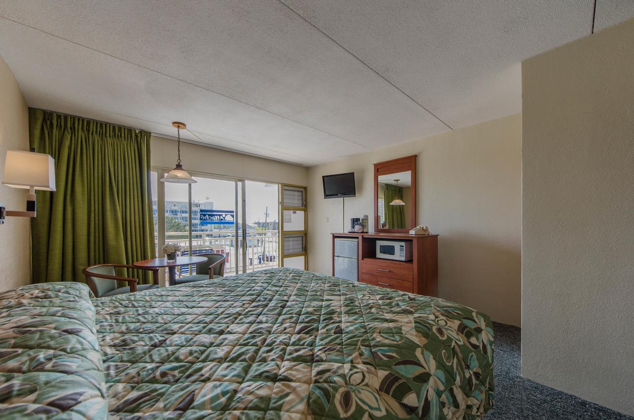 Attache Motel